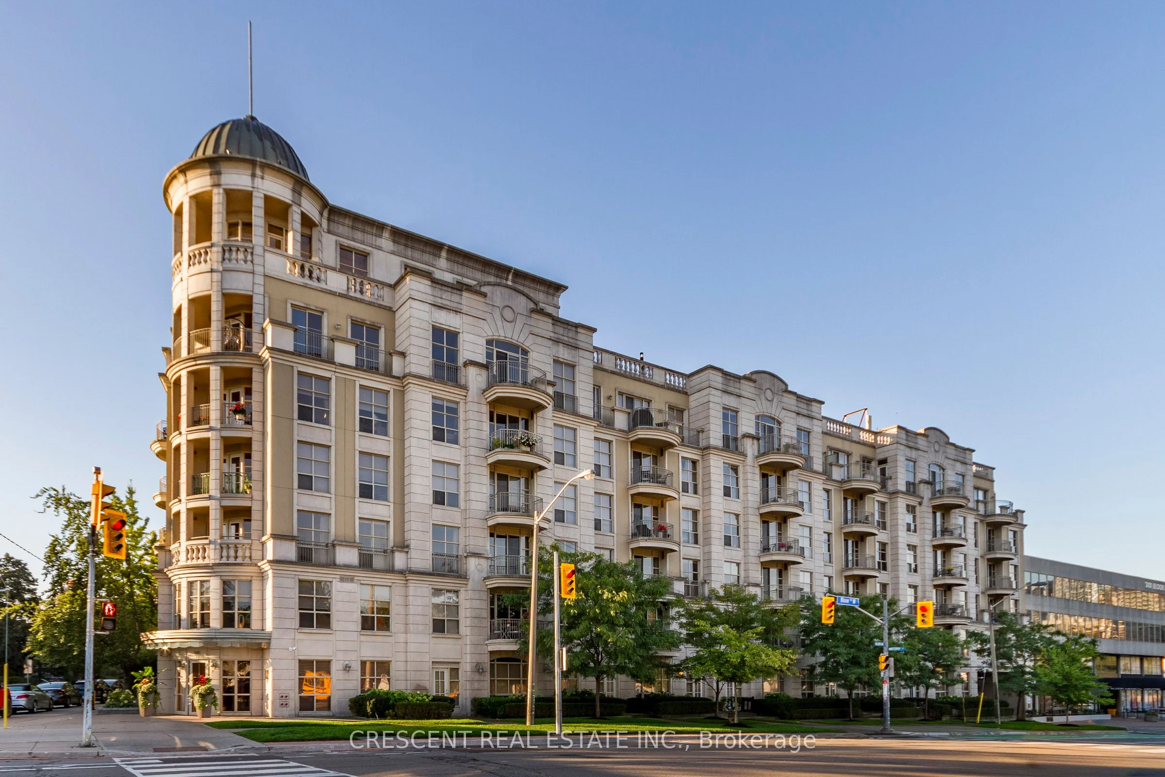 3085 Bloor Street W 605, Toronto W07, ON M8X 1C9