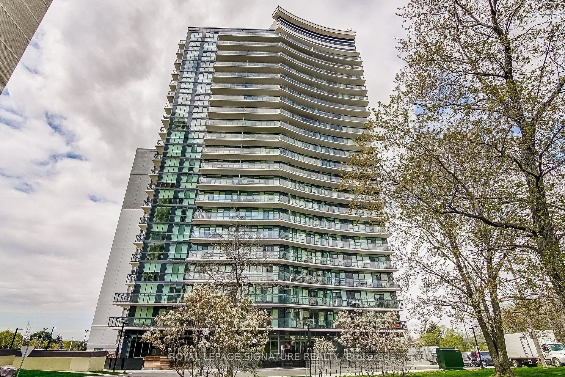 1461 Lawrence Avenue 1008, Toronto W04, On M6l 0a6