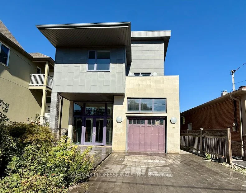 1343 Alexandra Avenue, Mississauga, ON L5E 2A8