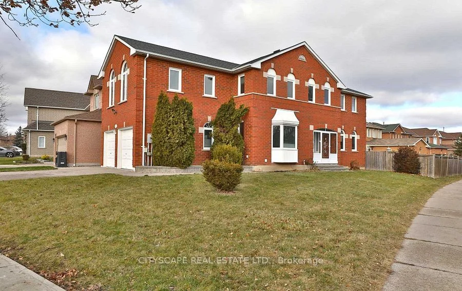 3263 Loyalist Drive, Mississauga, ON L5L 5W6