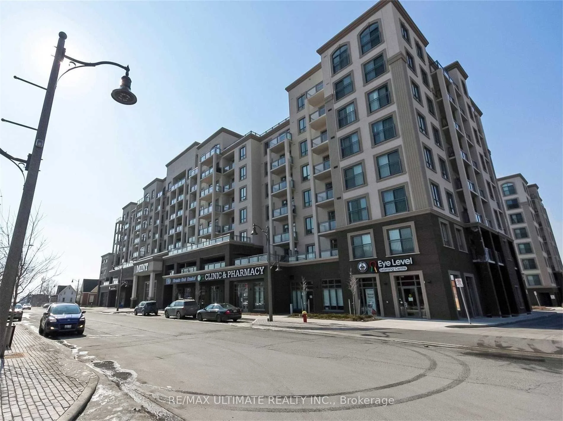 2486 Old Bronte Road 314, Oakville, ON L6M 4J2