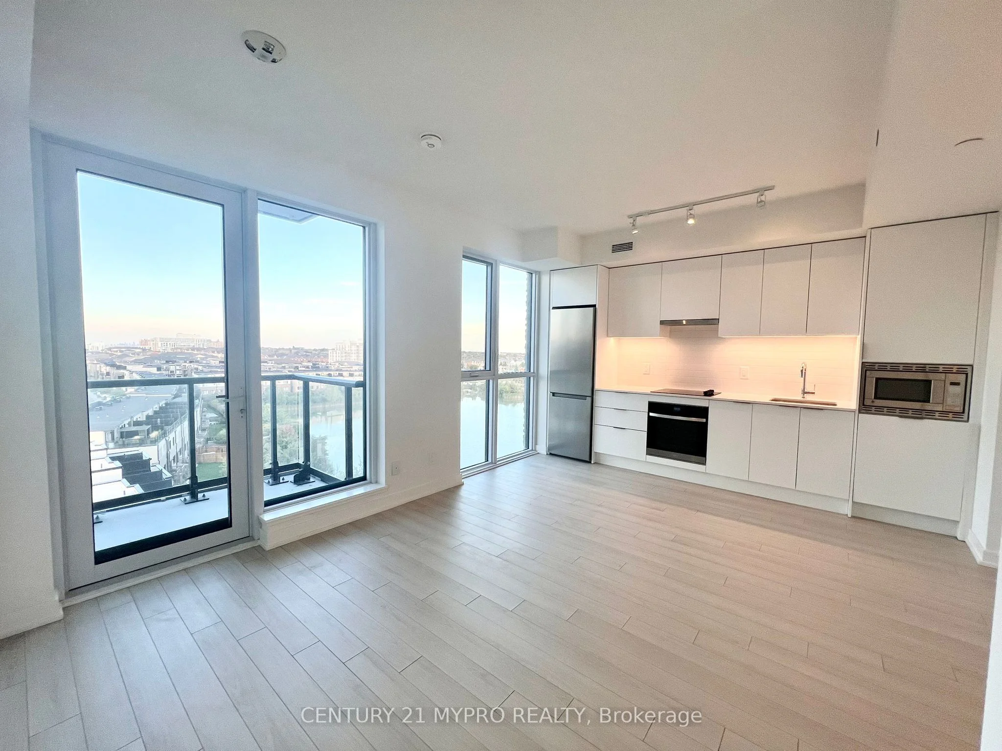 3079 Trafalgar Road 808, Oakville, ON L6H 8C5