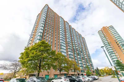 Condo Apartment in Mississauga