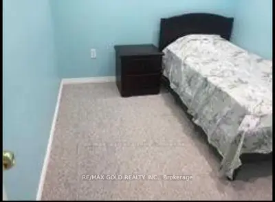Semi-Detached in Mississauga