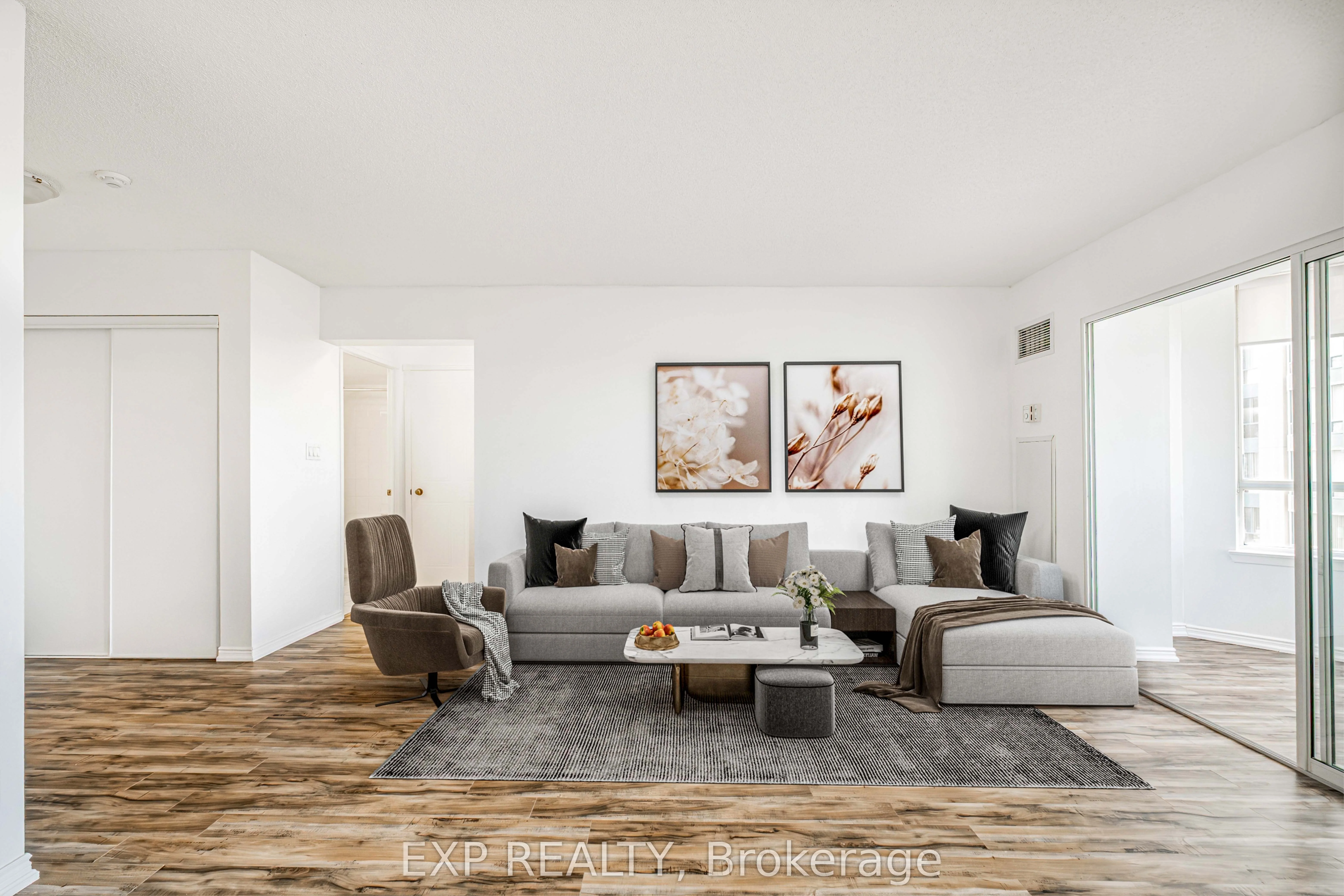 Condo Apartment in Mississauga