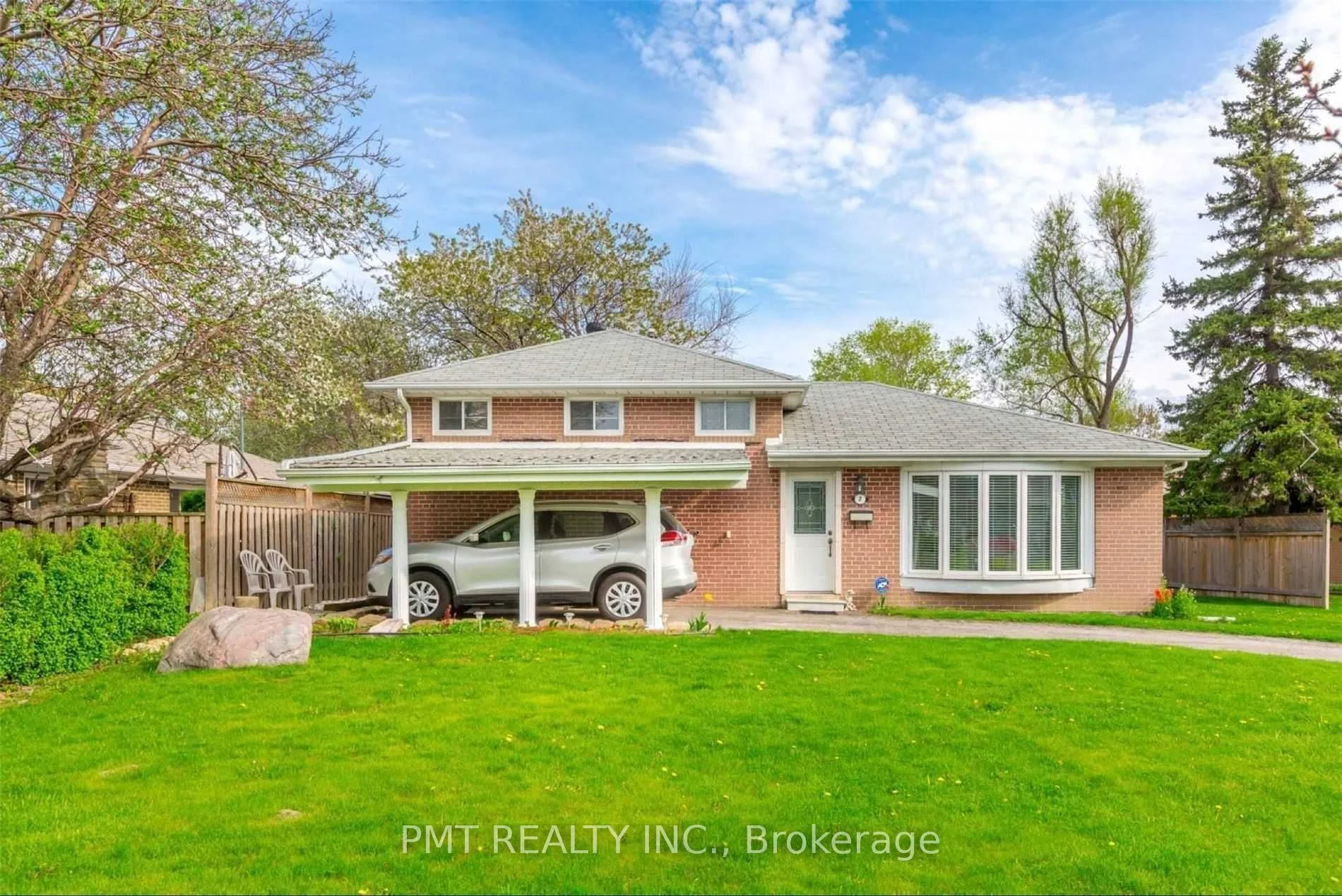 7 Waterbury Drive Bsmt, Toronto W09, ON M9R 3X7