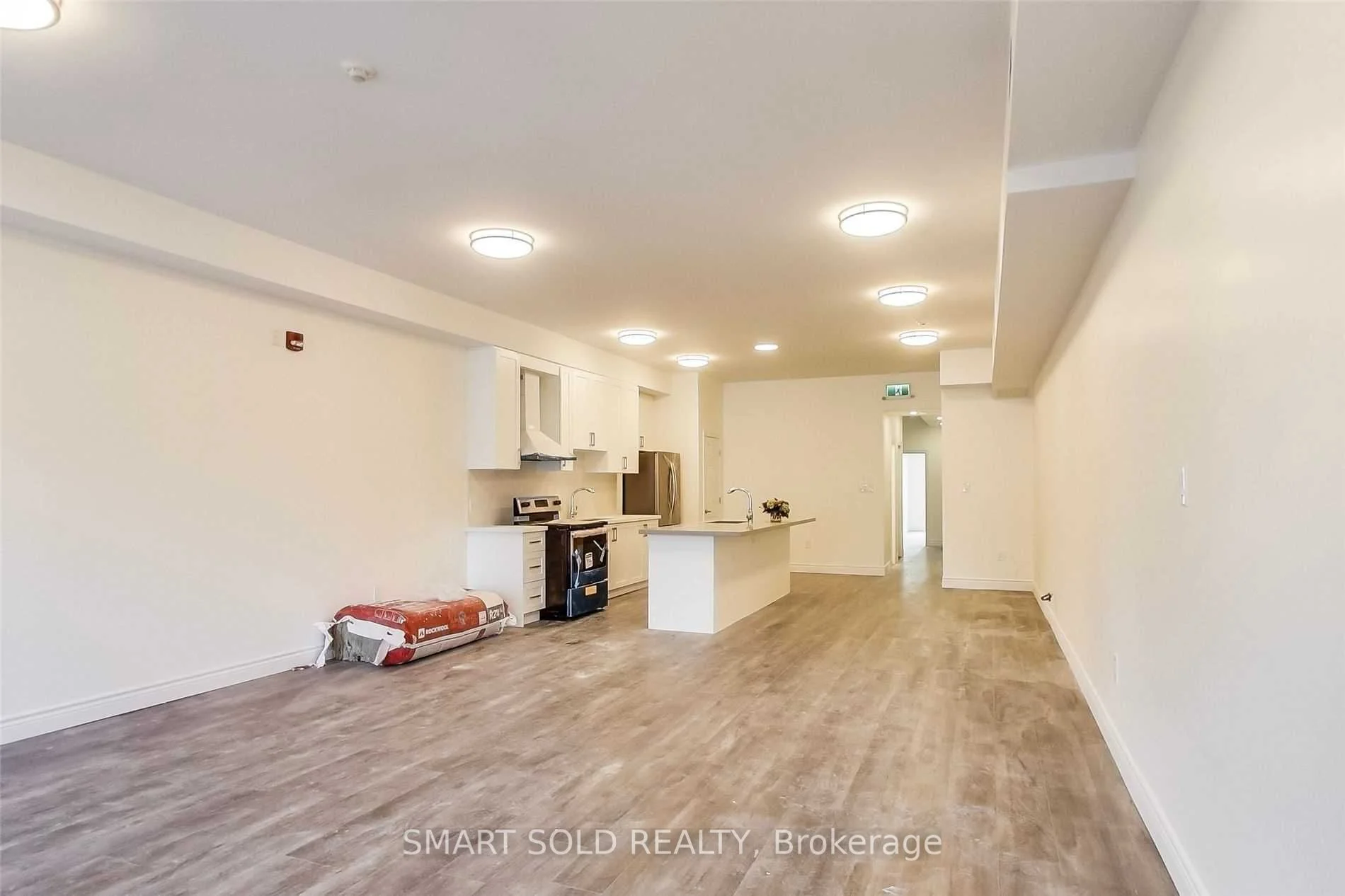2208 Bloor Street W 2, Toronto W02, ON M6S 1N4