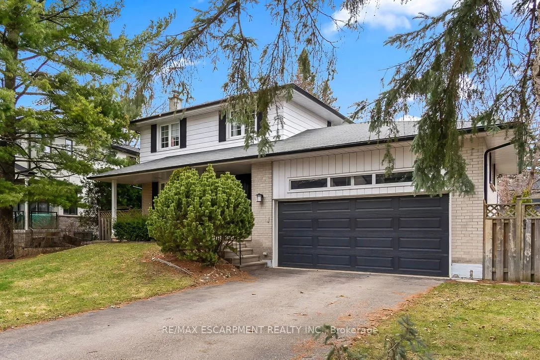561 Wingrove Crescent, Oakville, On L6l 4r7