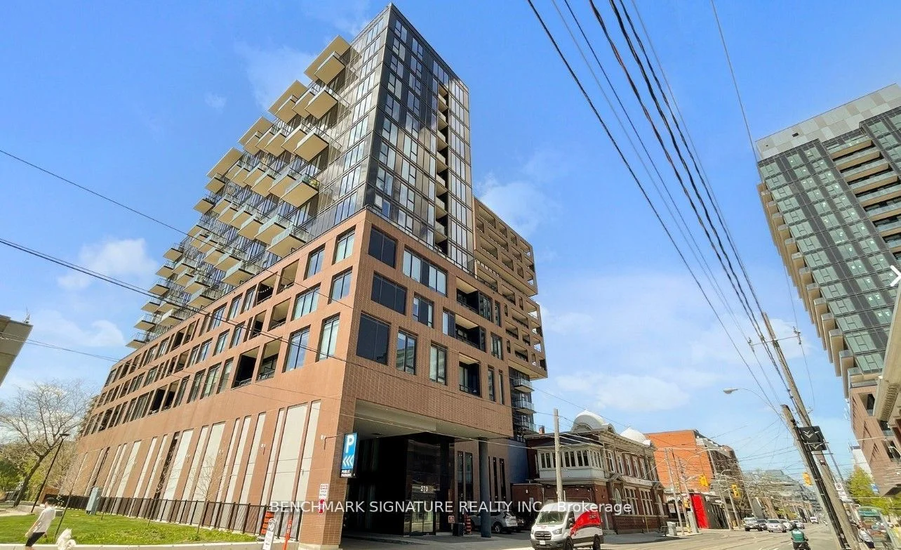 270 Dufferin Street 814, Toronto W01, On M6k 0h8