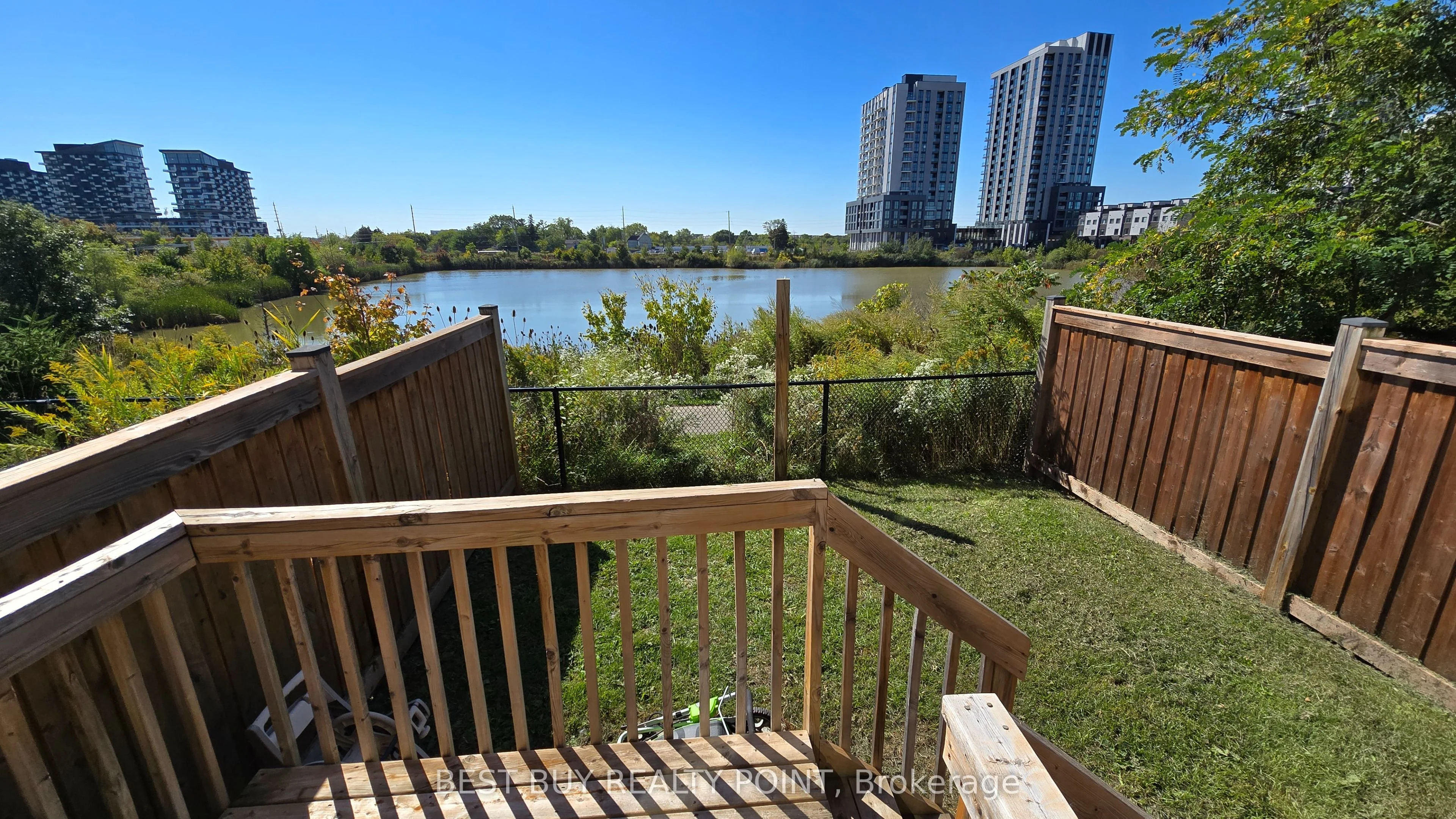 3038 Cascade Common Court, Oakville, ON L6H 0R8