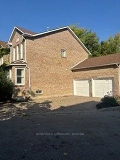 6653 Mockingbird Lane, Mississauga, ON L5N 5K2