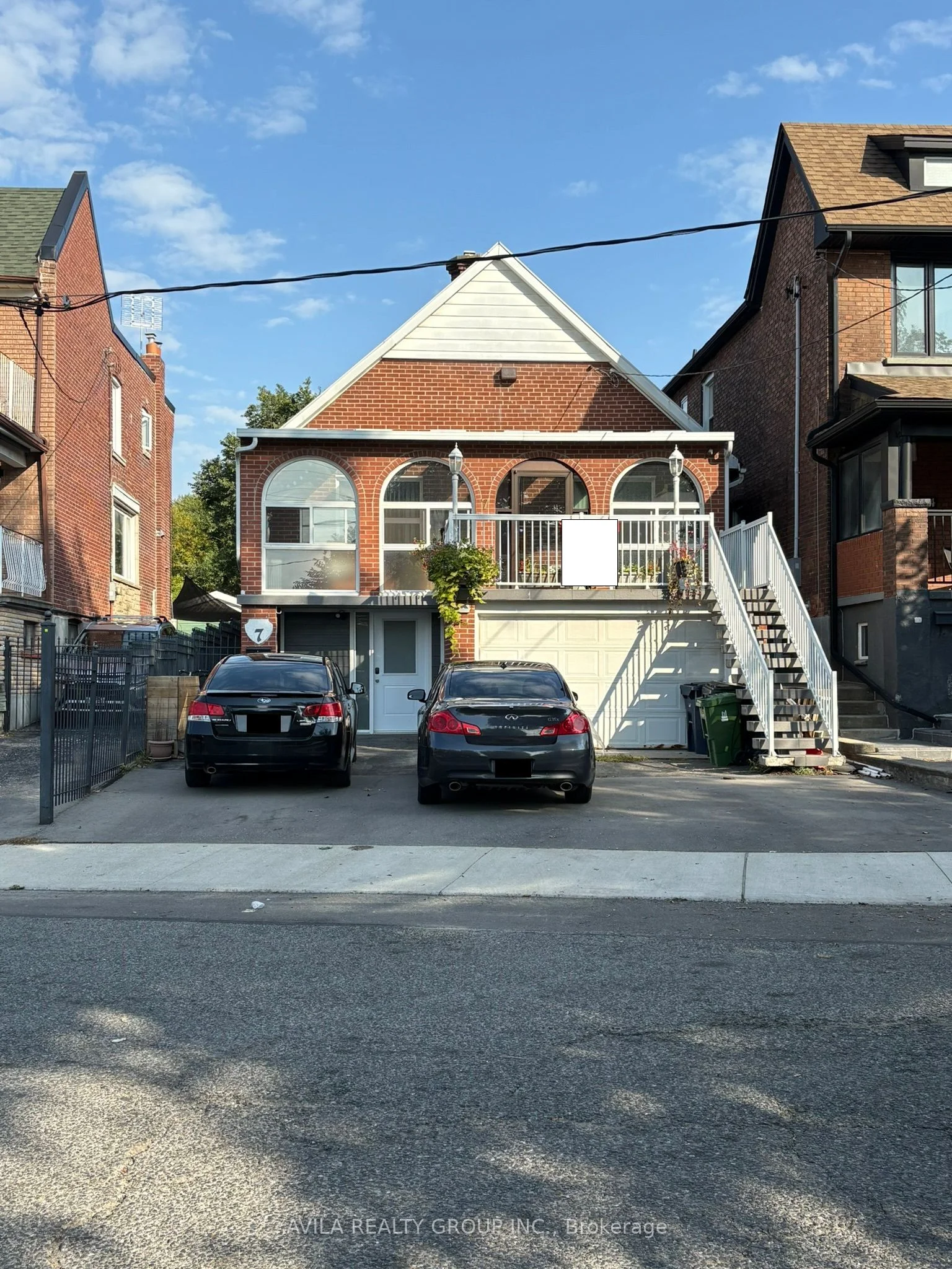 7 Greenlaw Avenue, Toronto W03, ON M6H 3V6