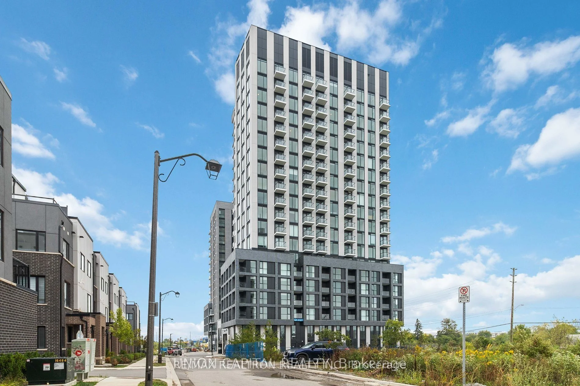 3079 Trafalgar Road 1305, Oakville, ON L6H 8C5