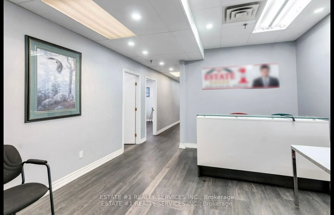 2359 Royal Windsor Drive 211, Mississauga, ON L5J 4S9