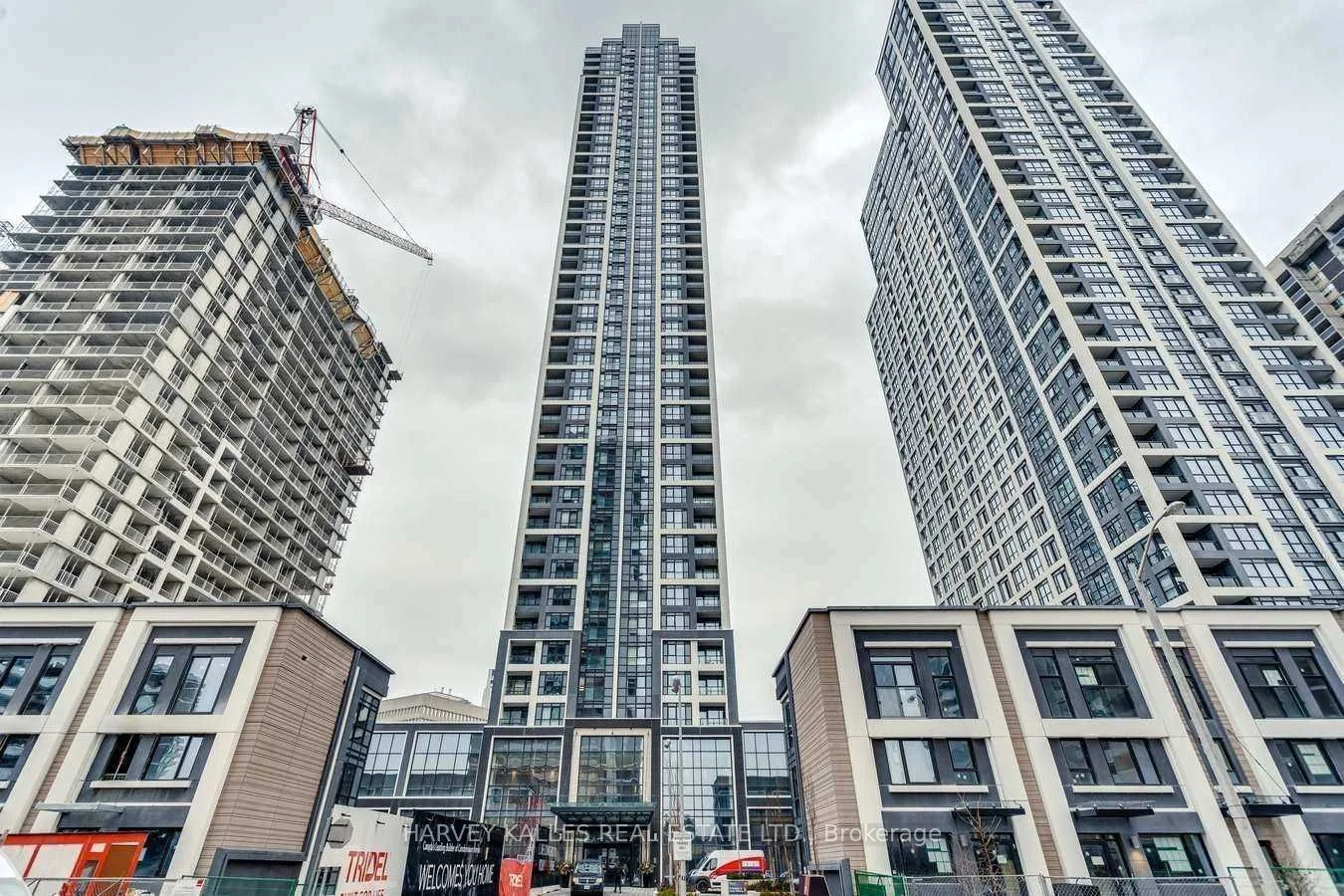7 Mabelle Avenue 1206, Toronto W08, ON M9A 4X7