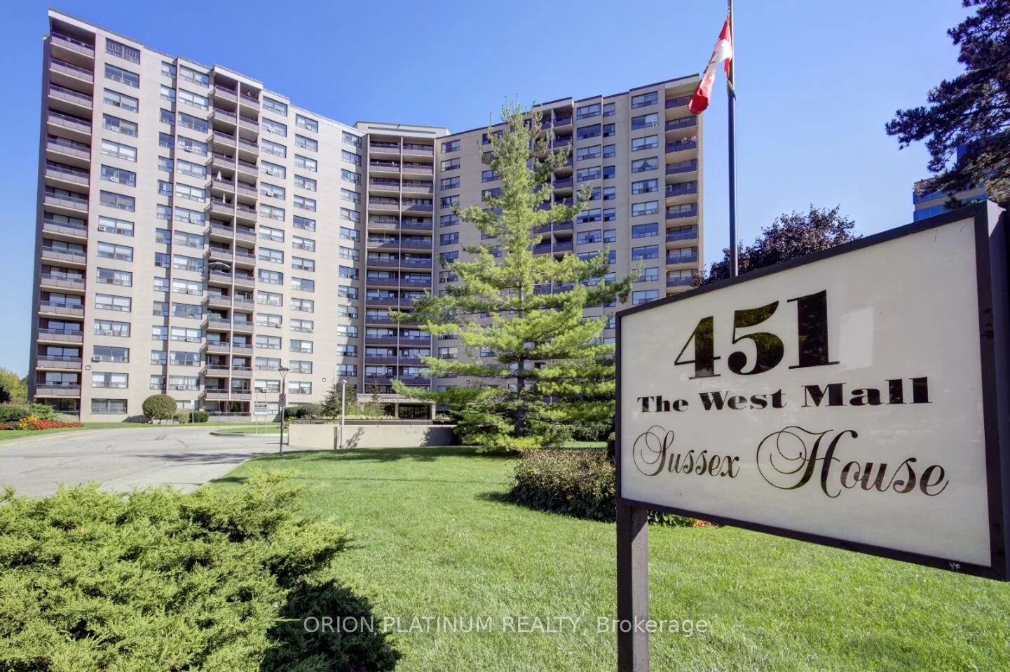 451 The West Mall 1405, Toronto W08, ON M9C 1G1