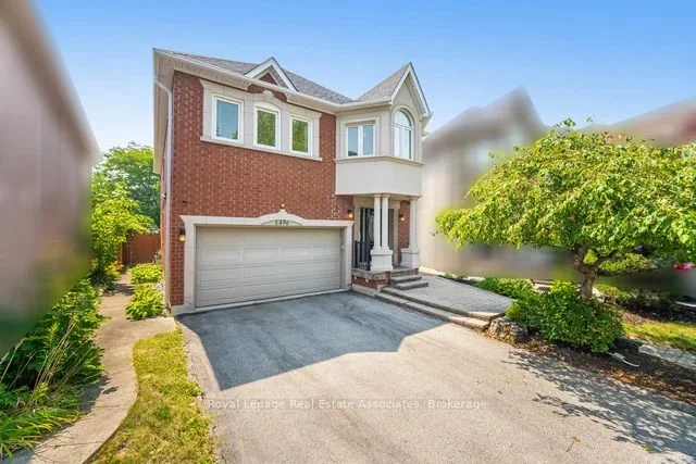 5496 Windy Hill Court, Mississauga, ON L4Z 3W4