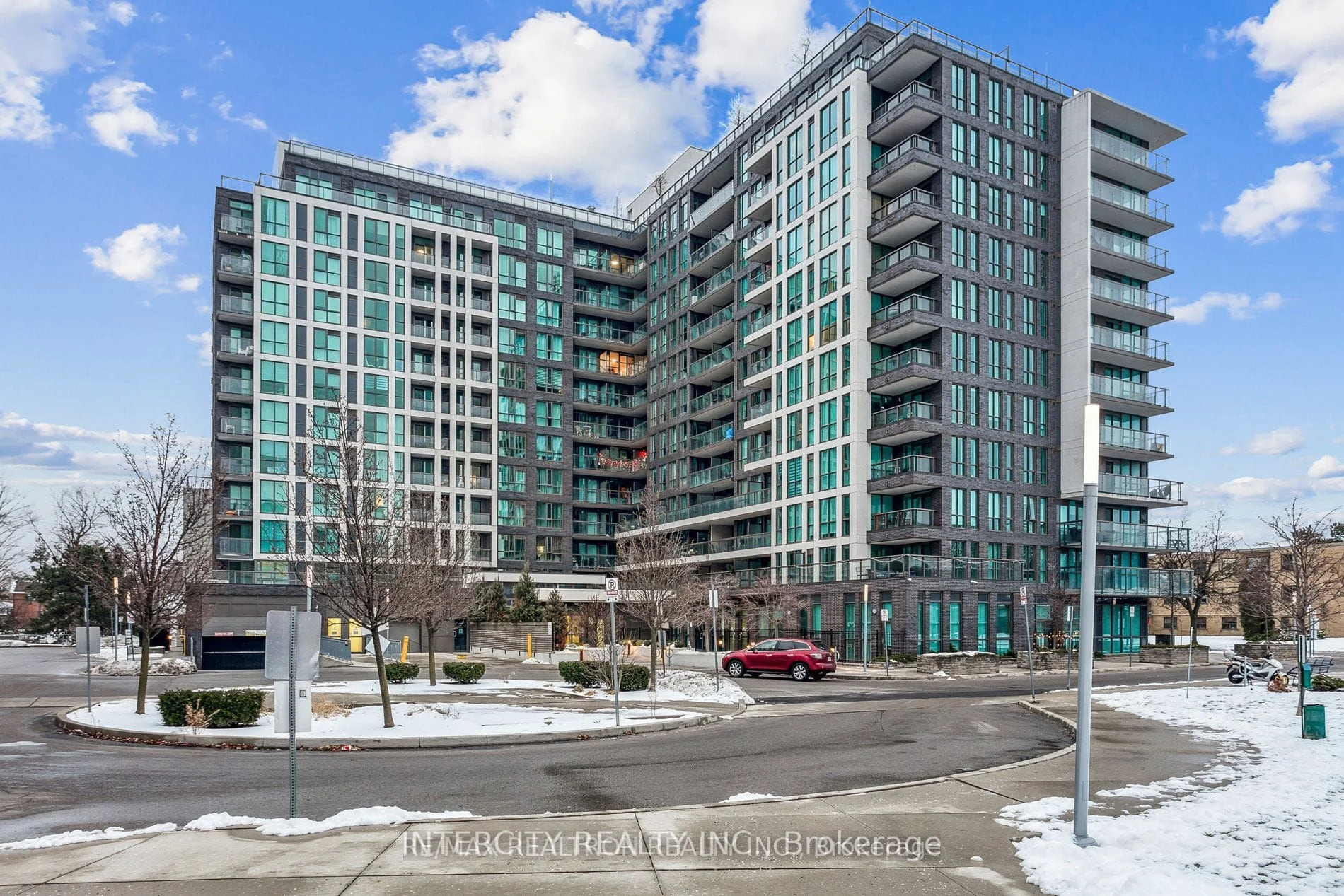 80 Esther Lorrie Drive 1117, Toronto W10, ON M9W 0C6