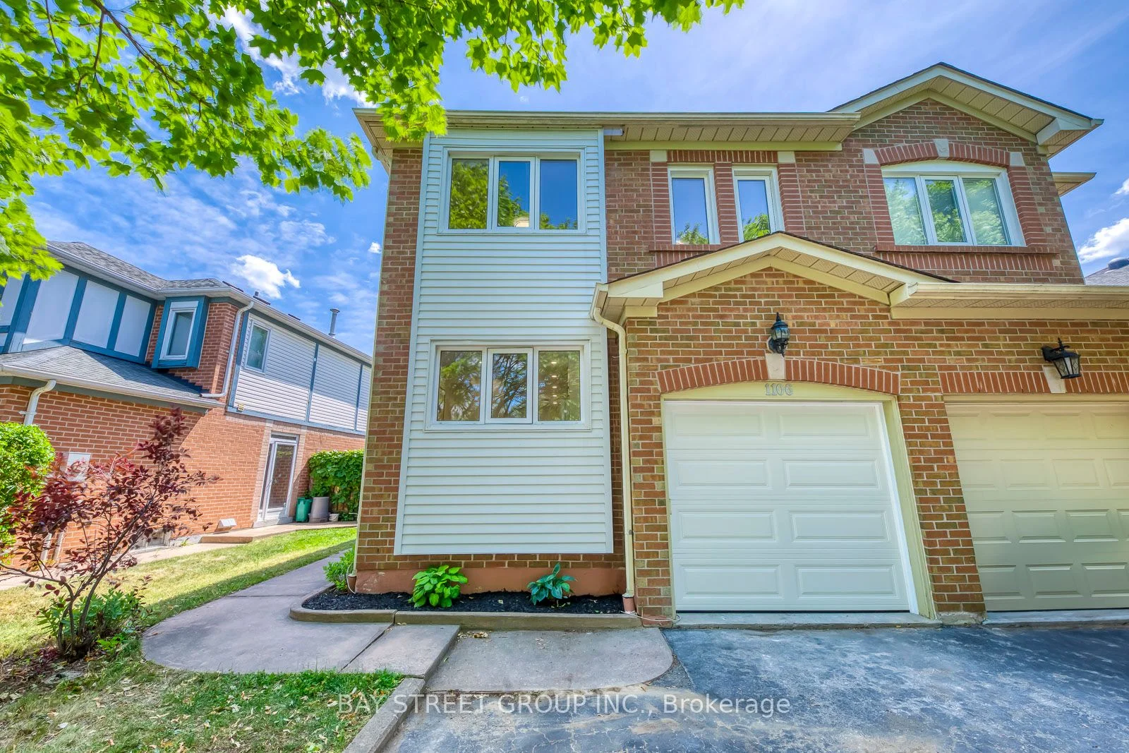 Semi-Detached in Oakville