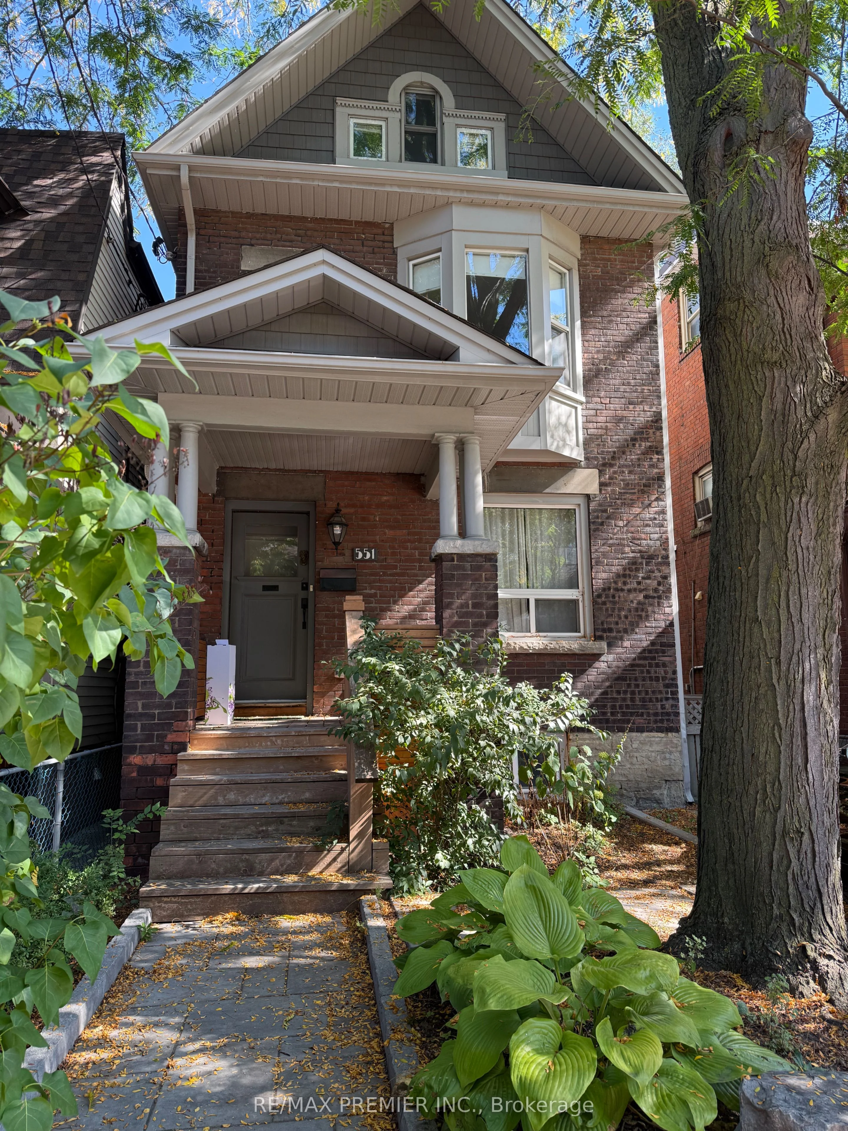 551 Saint Clarens Avenue Bsmt, Toronto W02, ON M6H 3W6