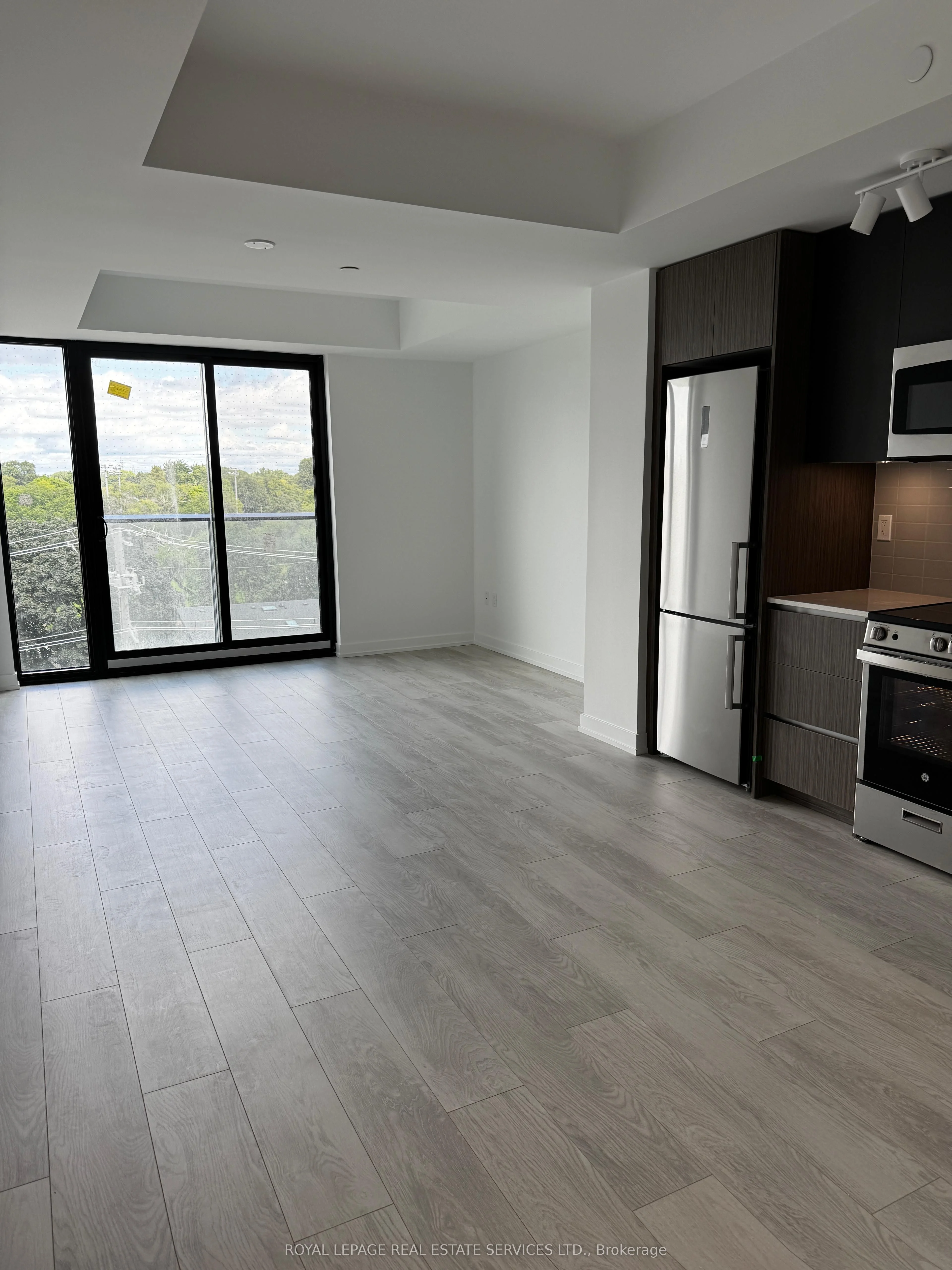 801 The Queensway 608, Toronto W07, ON M8Z 1N4