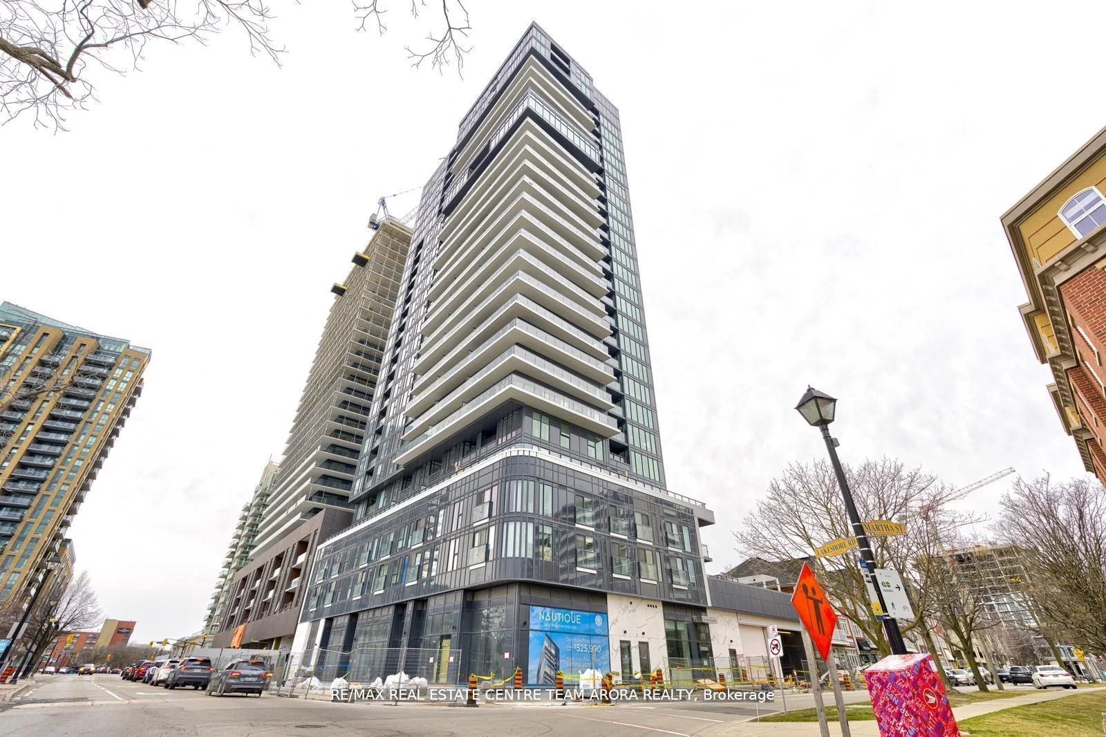 Condo Apartment in Burlington