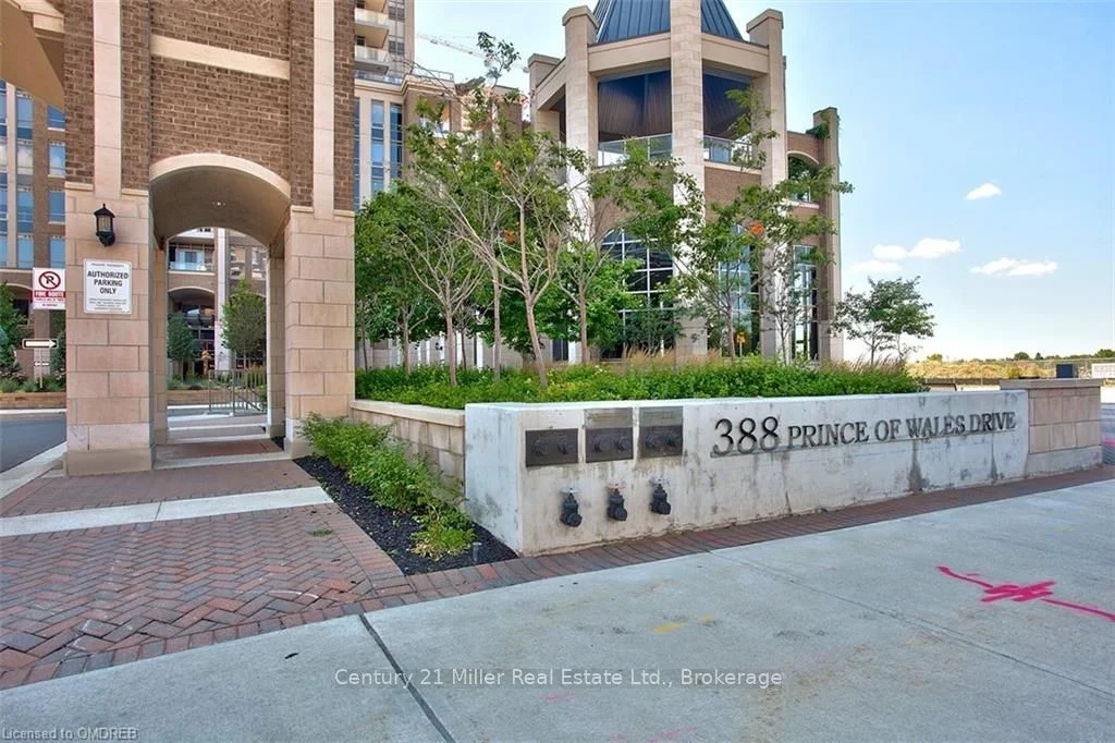 Condo Apartment in Mississauga