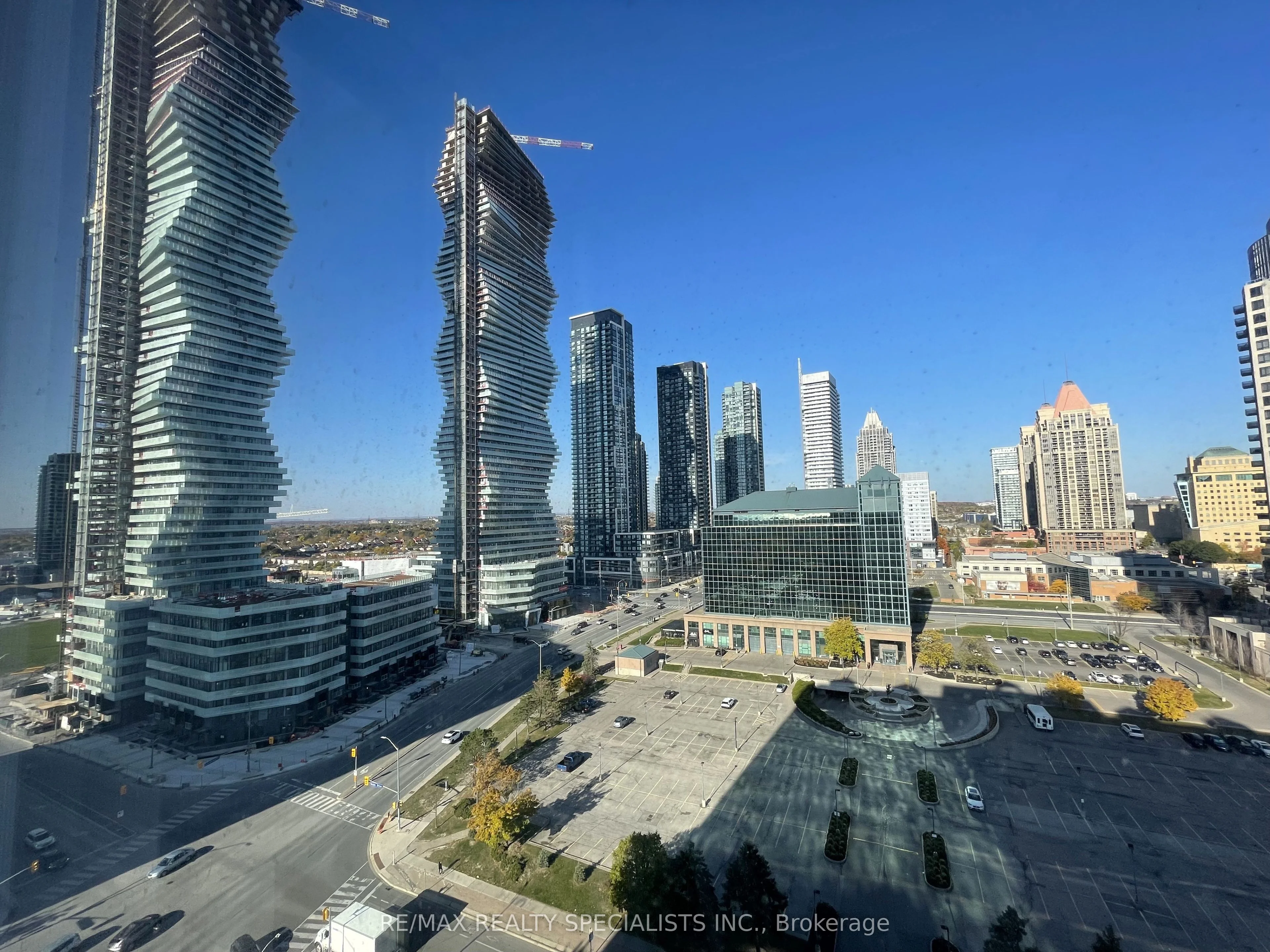350 Webb Drive 1705, Mississauga, ON L5B 3W4