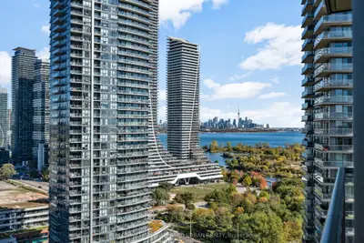 Condo Apartment in Toronto