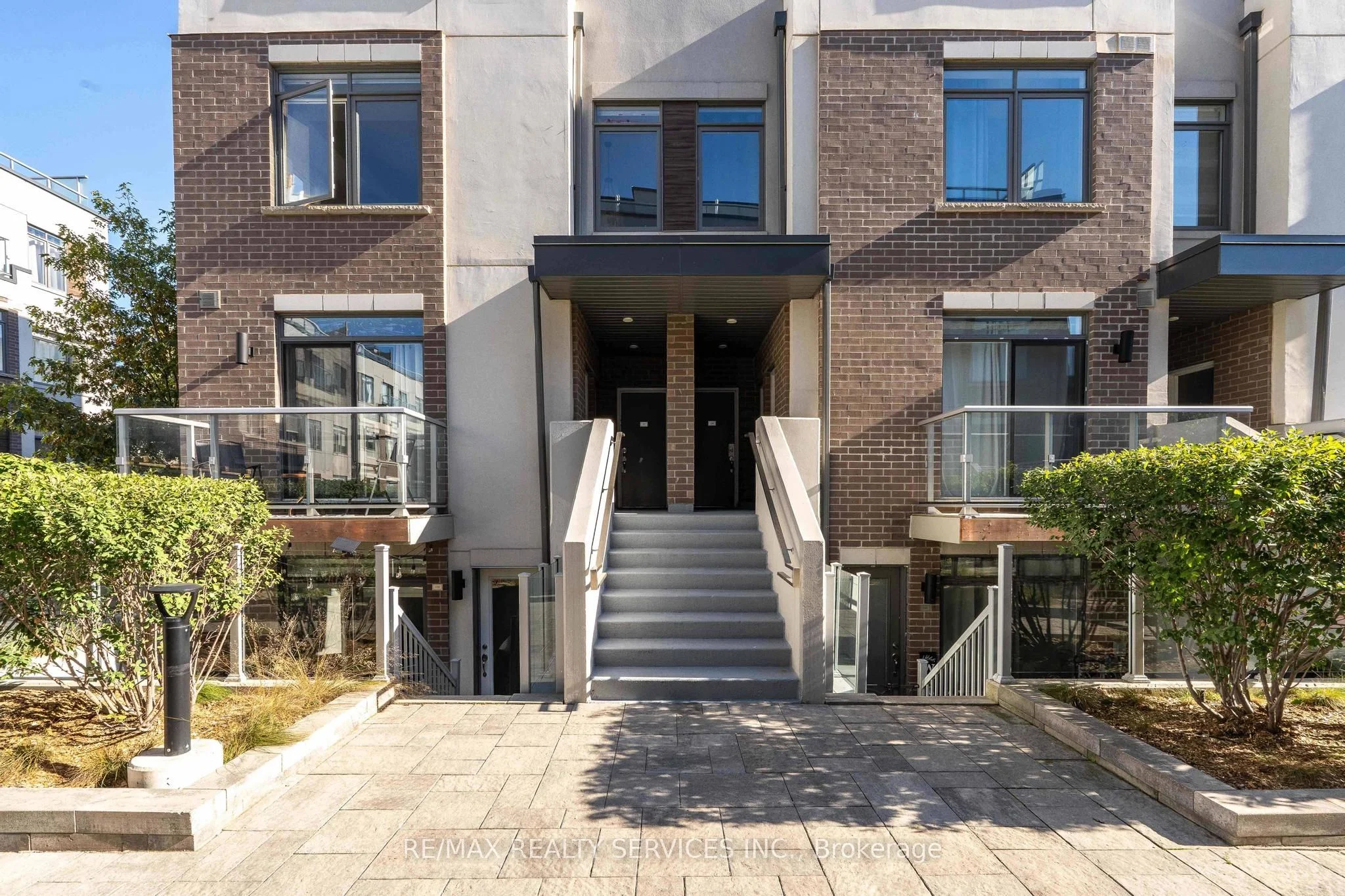 3062 Sixth Line 342, Oakville, On L6m 4j9