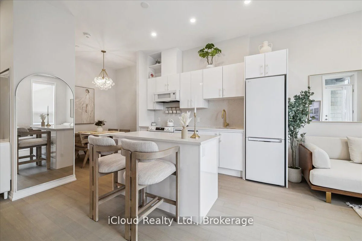 3285 Carding Mill Trail 101, Oakville, On L6m 5p8