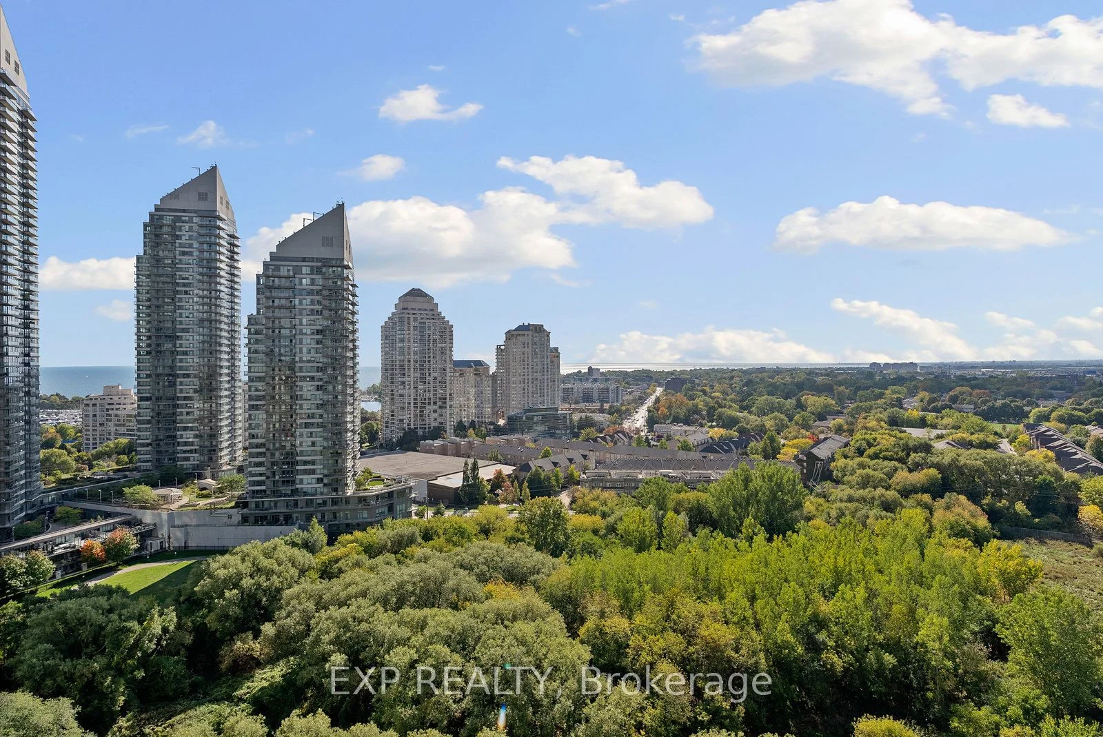 36 Park Lawn Road W 1601, Toronto W06, On M8v 0e5