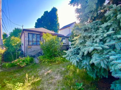 Detached in Toronto