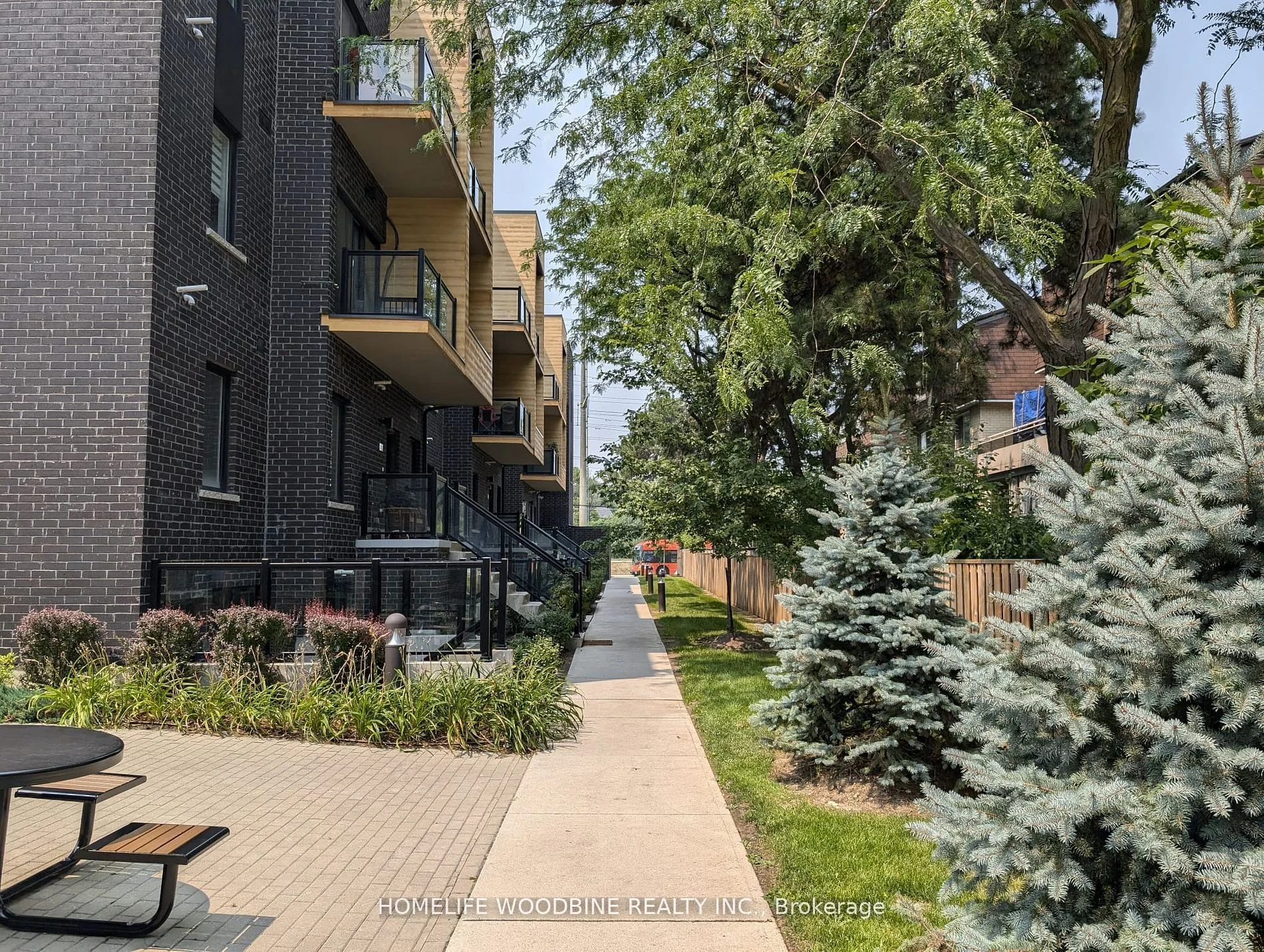 Condo Townhouse in Mississauga