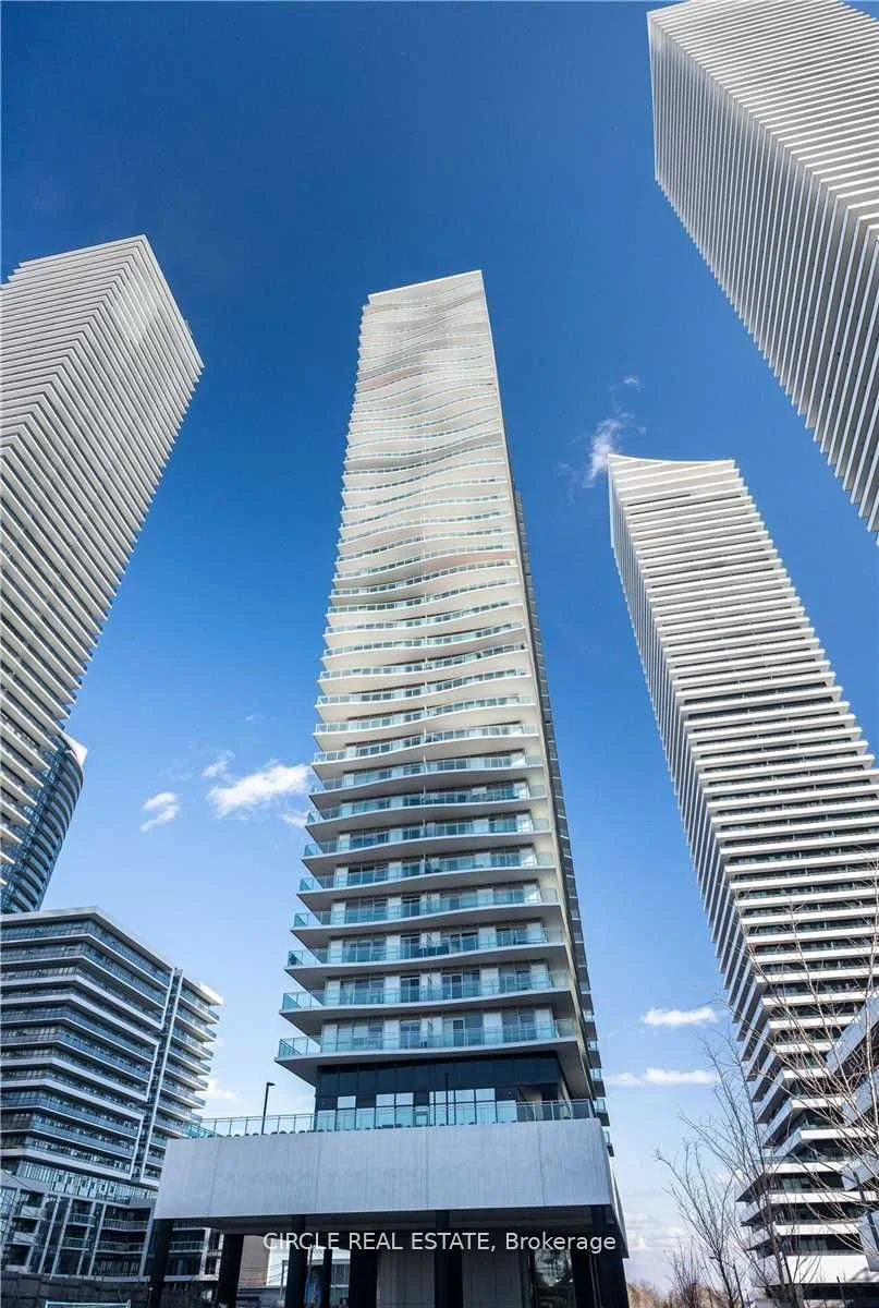 33 Shore Breeze Drive 1806, Toronto W06, ON M8V 1A1