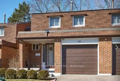 Condo Townhouse in Mississauga