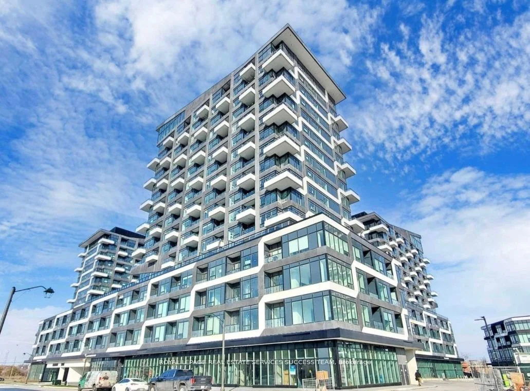 Condo Apartment in Oakville