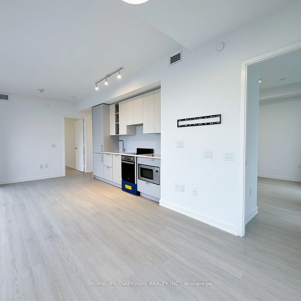 3883 Quartz Road 4103, Mississauga, ON L5B 0M4