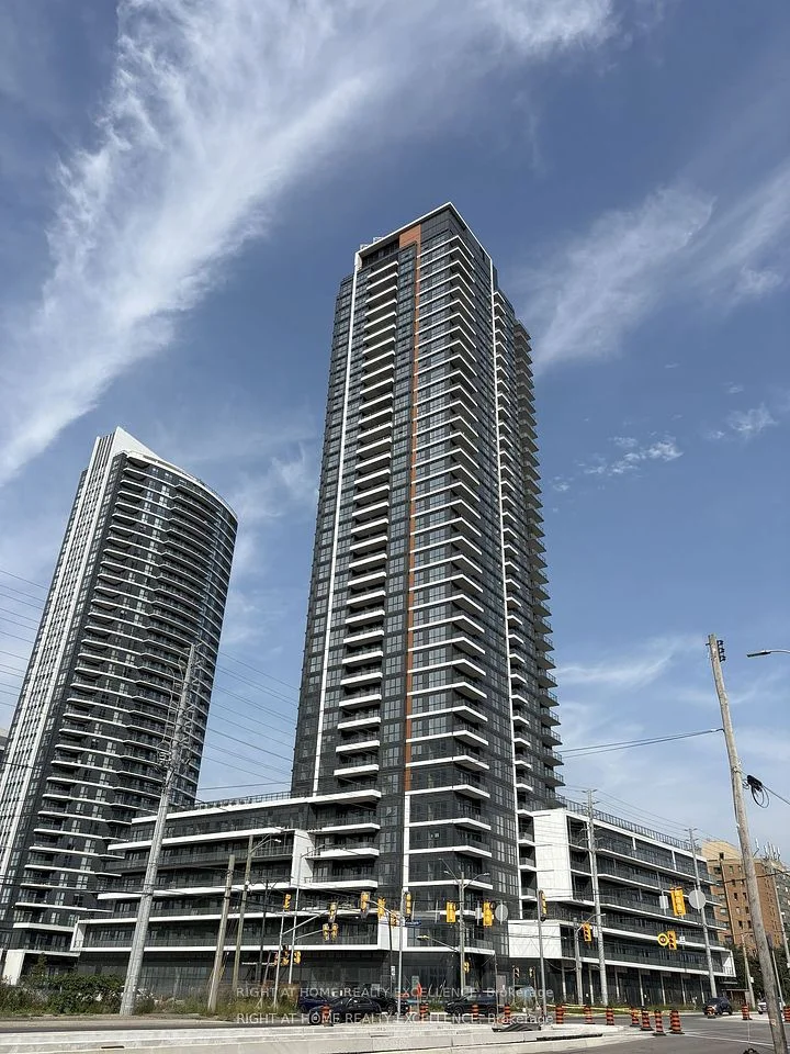 15 Watergarden Drive 423, Mississauga, ON L5R 0G8