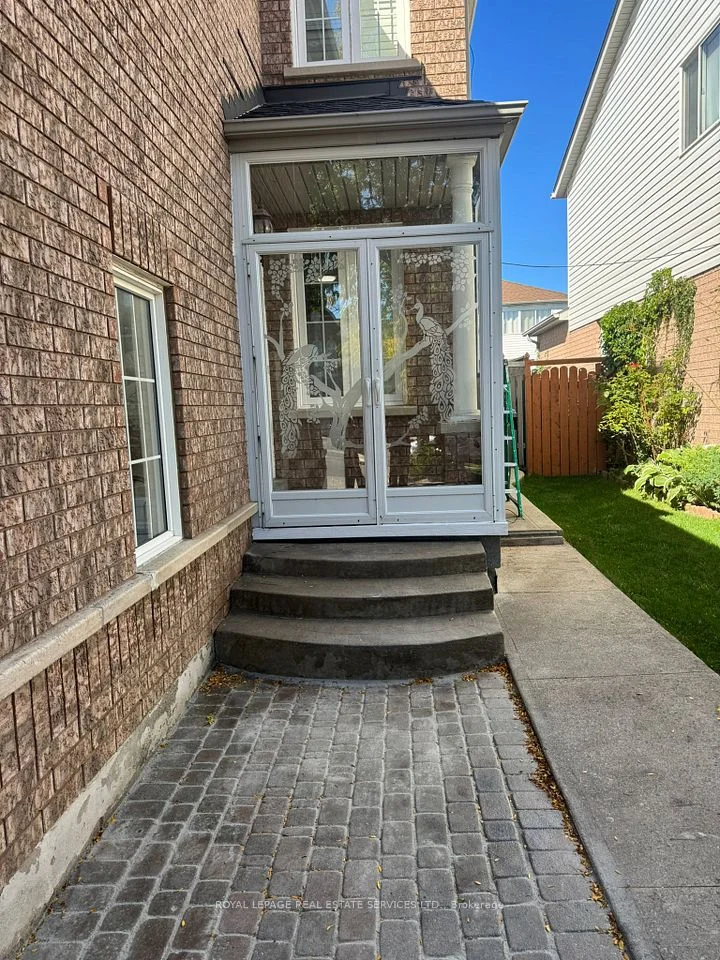 160 Cordgrass Crescent Upper, Brampton, ON L6R 2A1