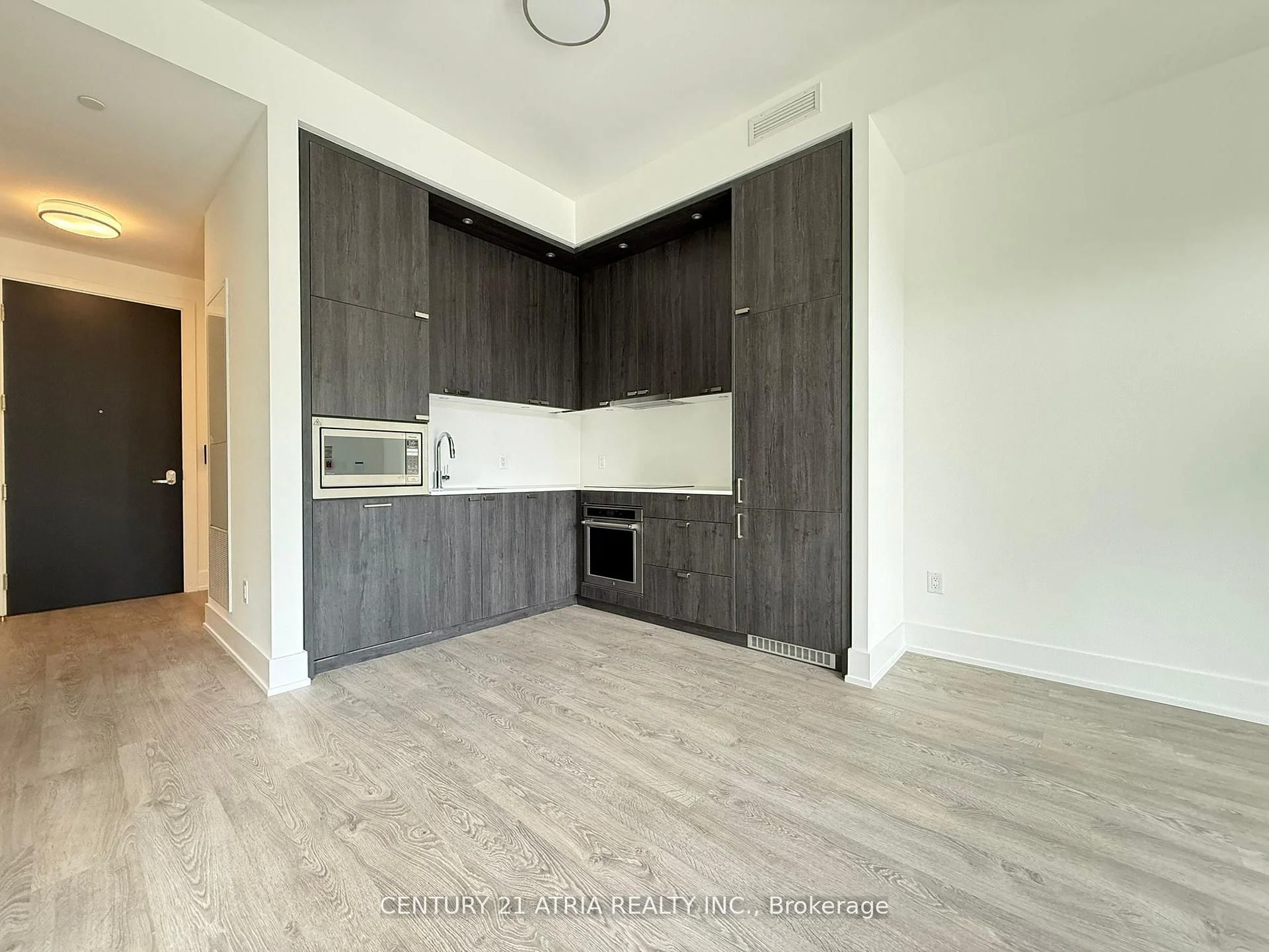 259 The Kingsway 106, Toronto W08, ON M9A 0G2