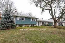 Detached in Oakville