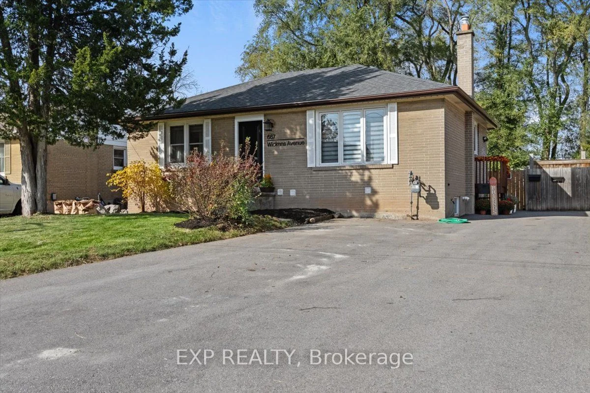 667 Wickens Avenue Lower, Burlington, On L7t 3t1