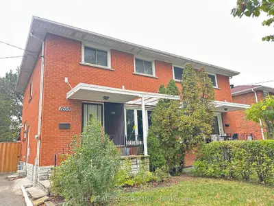 Semi-Detached in Mississauga