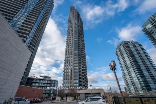 36 park Lawn Road 4207, Toronto W06, ON M8V 0E5
