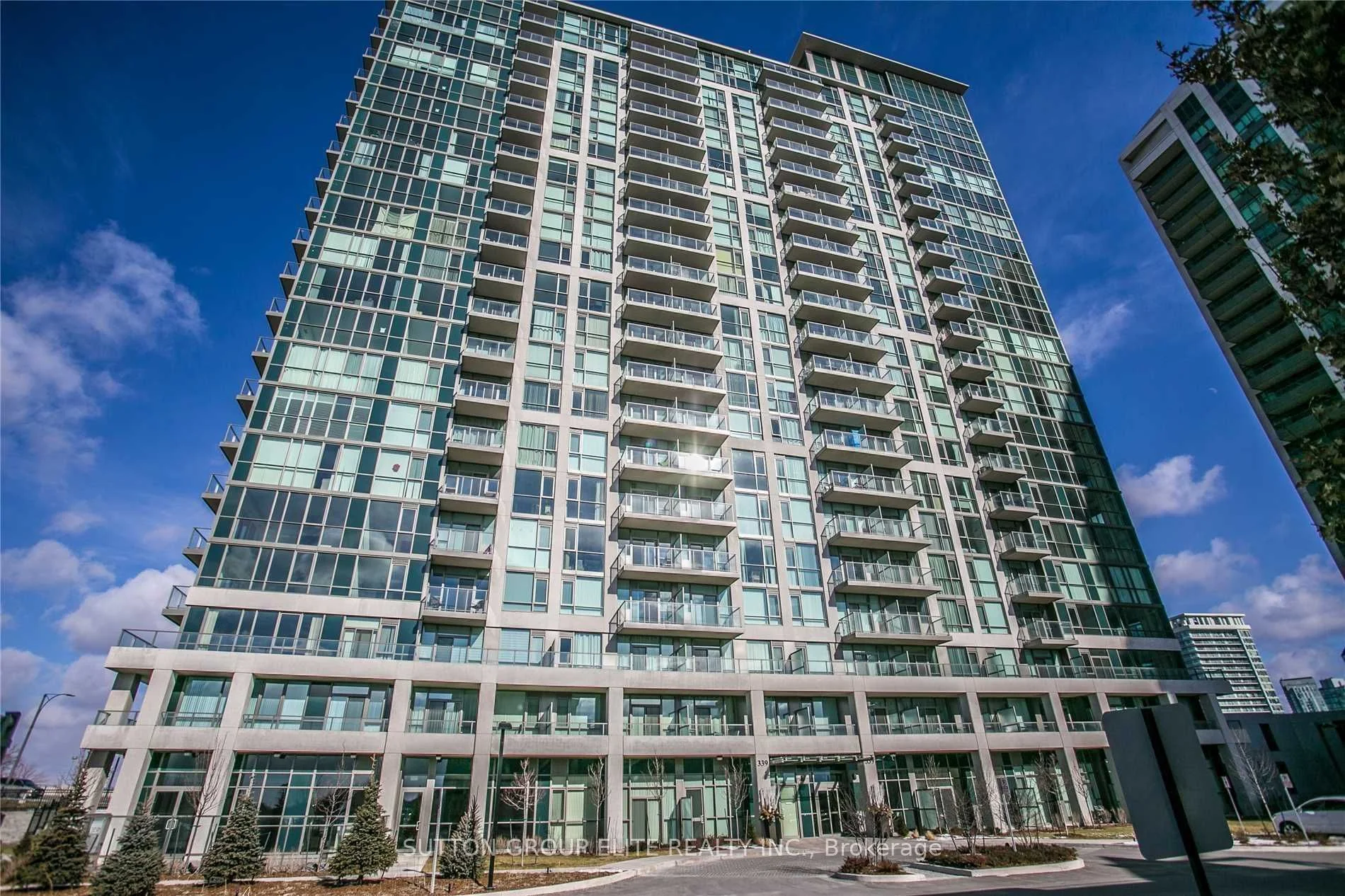 335 Rathburn Road W 1902, Mississauga, ON L5B 0C8