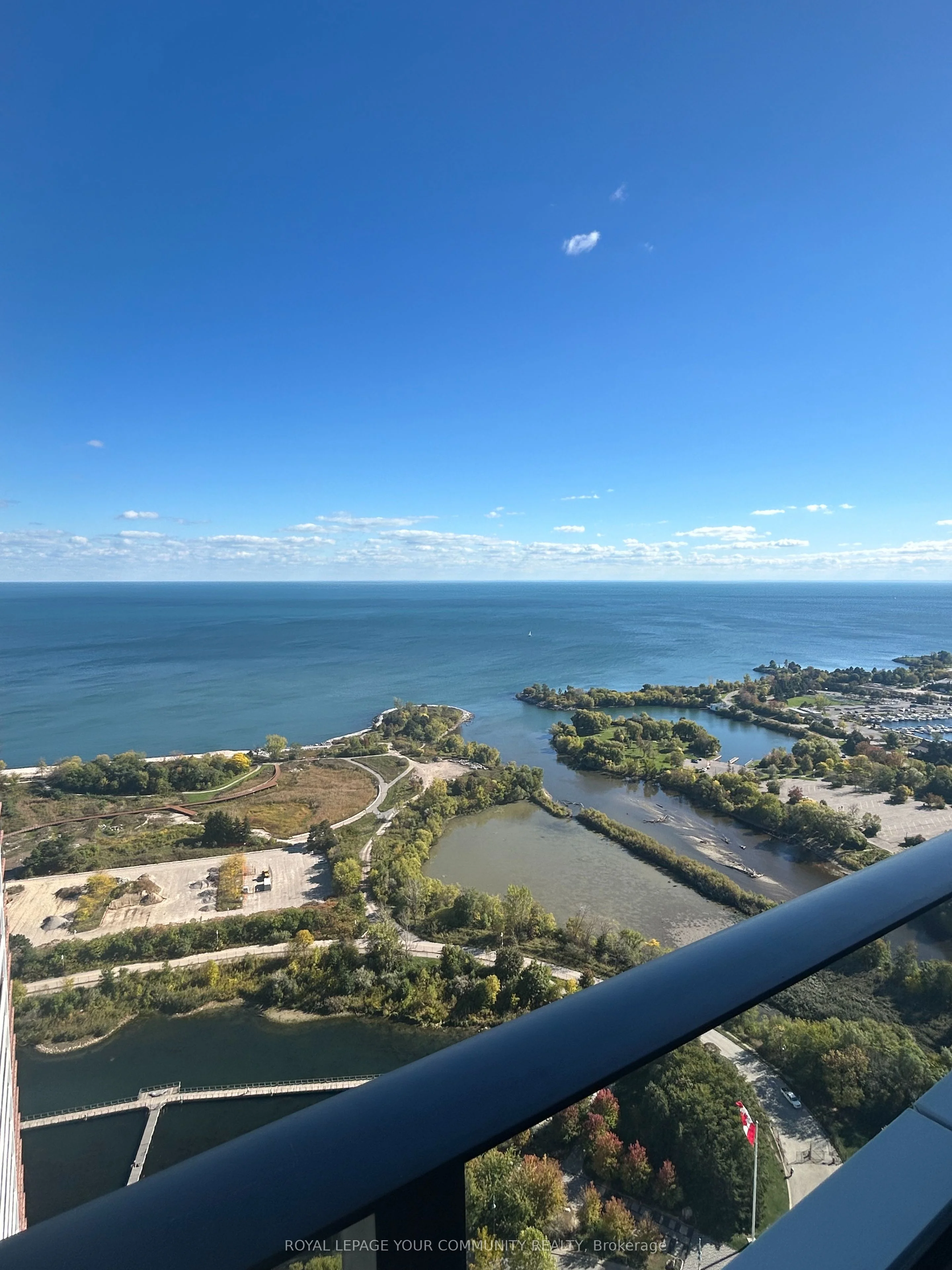 30 Shore Breeze Drive 3917, Toronto W06, ON M8V 0J1