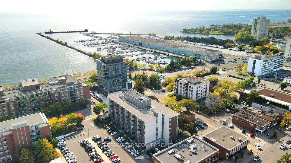 70 Port Street E 101, Mississauga, ON L5G 4V8