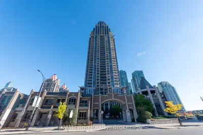 Condo Apartment in Mississauga