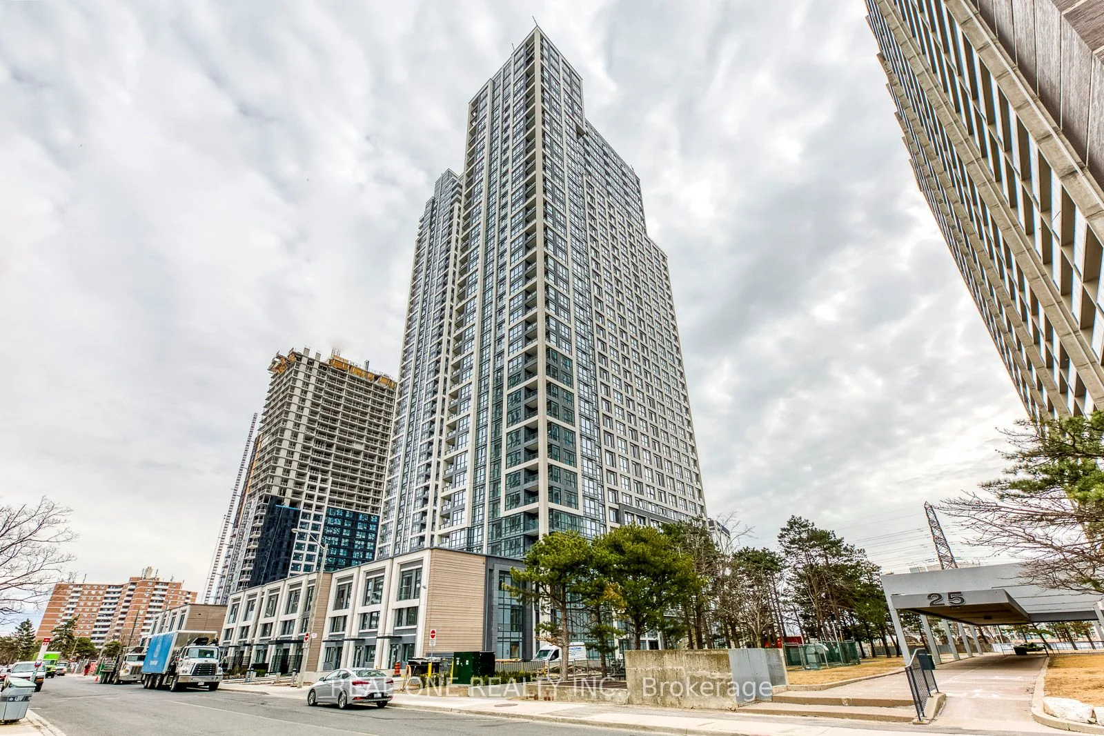 Condo Apartment in Toronto